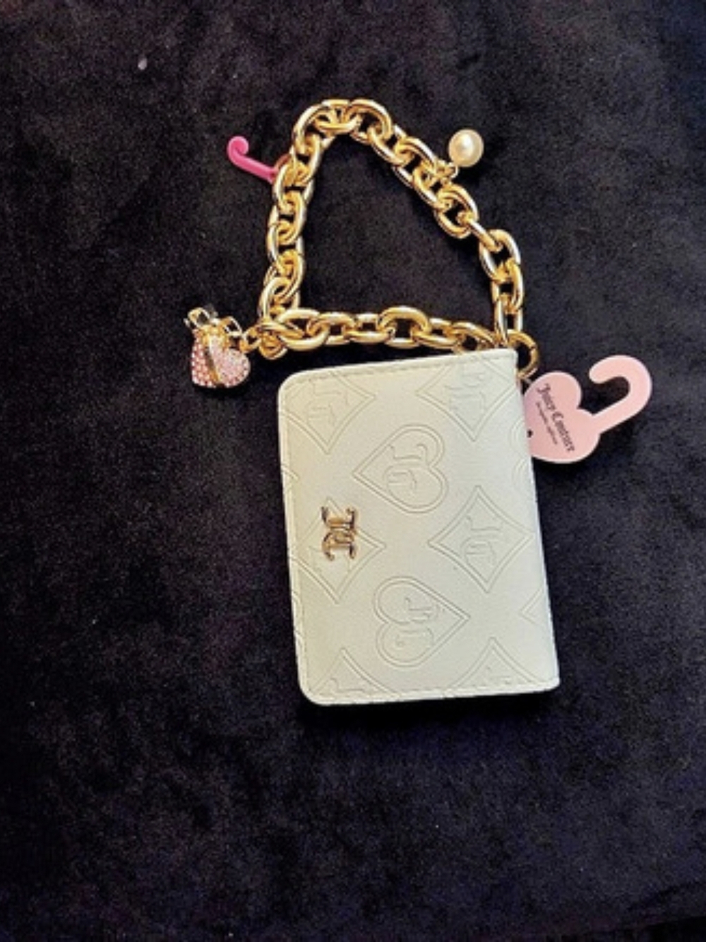 Juicy Couture White Embossed Card Holder with Heart Charm Keyring